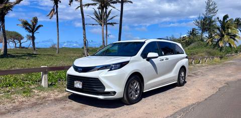 Toyota Sienna 2025
