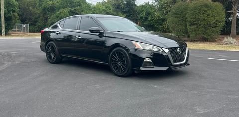 Nissan Altima 2020