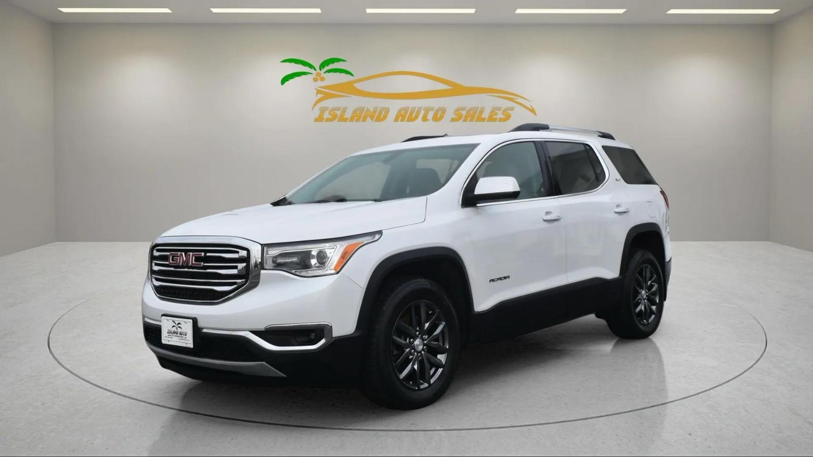 GMC Acadia 2017 in 