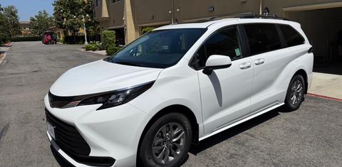 Toyota Sienna 2025