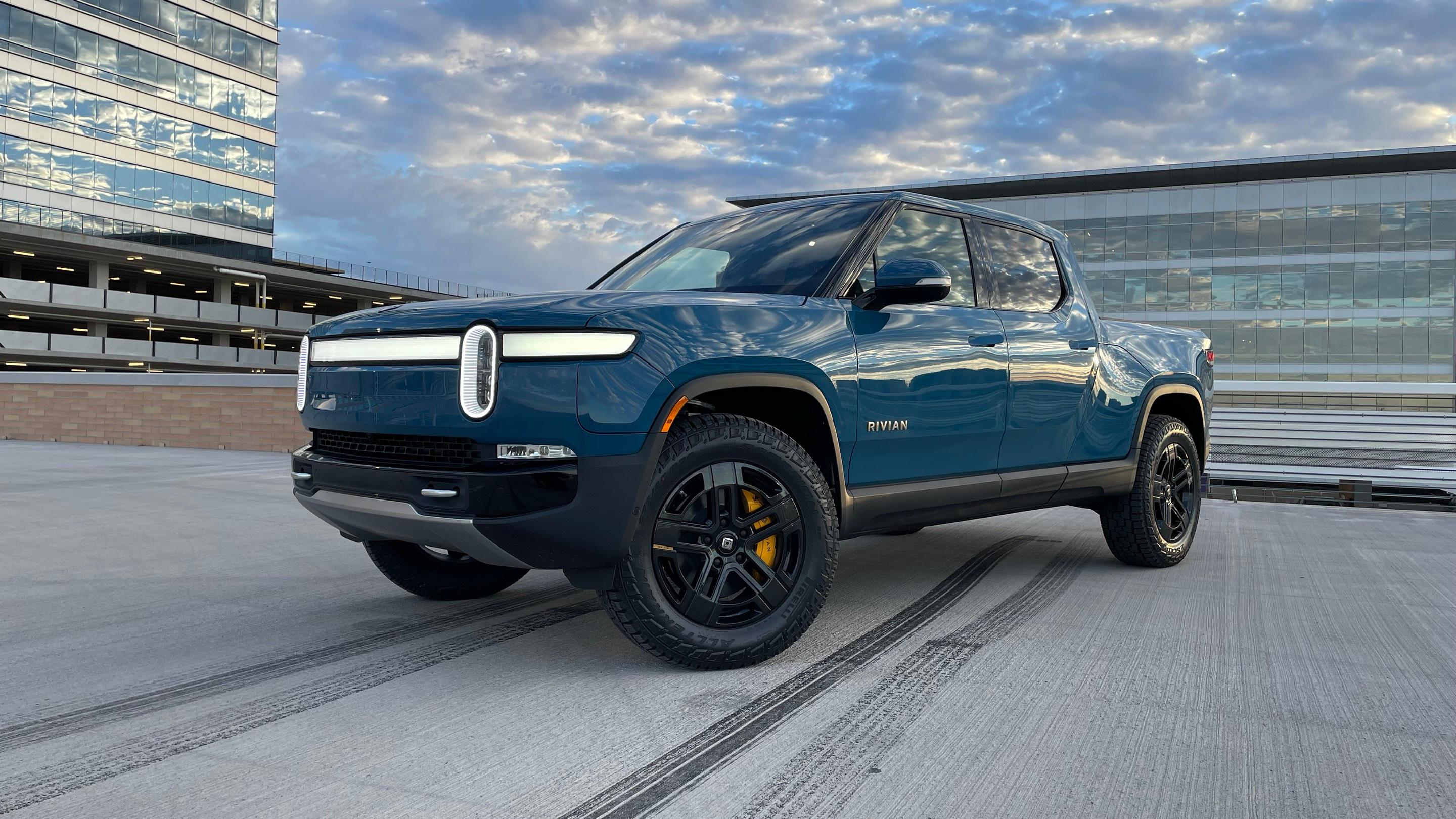 Rivian R1T 2022 in Tempe, AZ