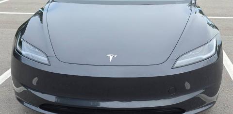 Tesla Model 3 2025