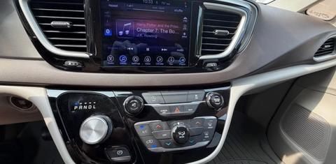 Chrysler Pacifica 2017