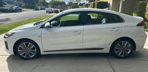 Hyundai Ioniq Hybrid 2017
