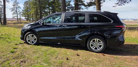 Toyota Sienna 2025