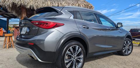 INFINITI QX30 2017