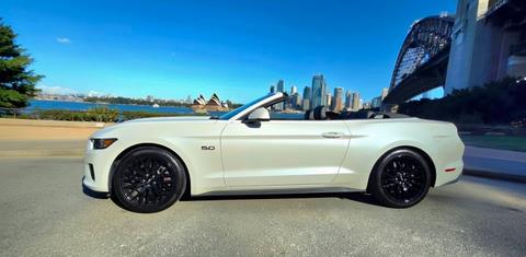 Ford MUSTANG 2017