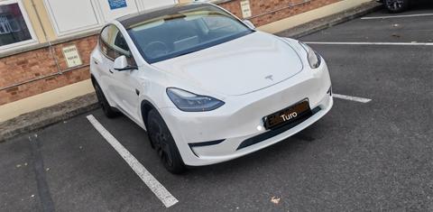 Tesla Model Y 2022