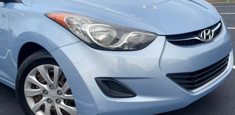 Hyundai Elantra 2012