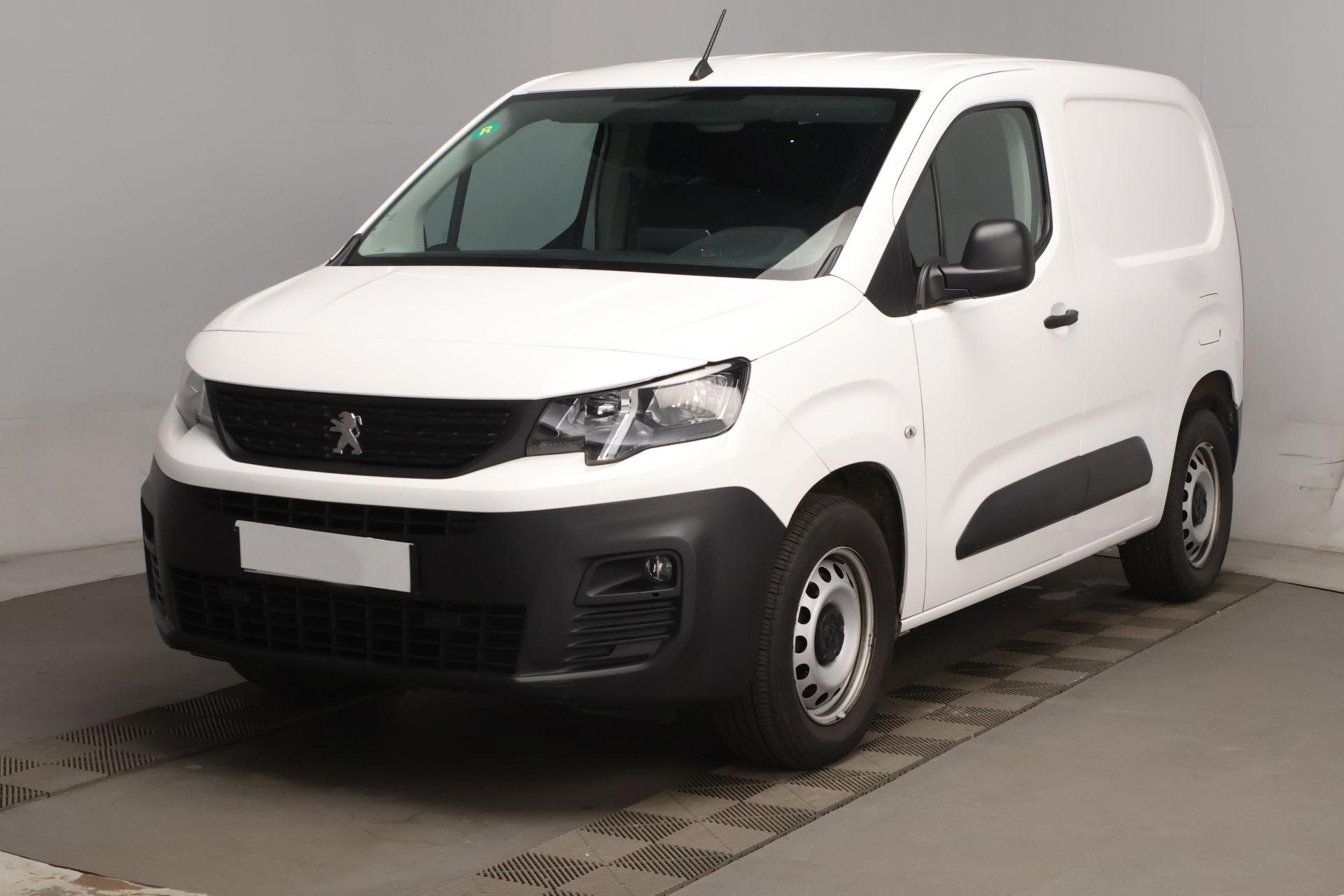 Peugeot PARTNER FGN 2021 à Nantes