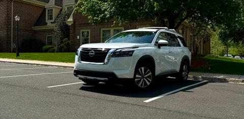 Nissan Pathfinder 2025