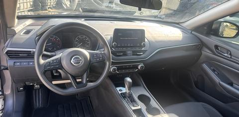 Nissan Altima 2025