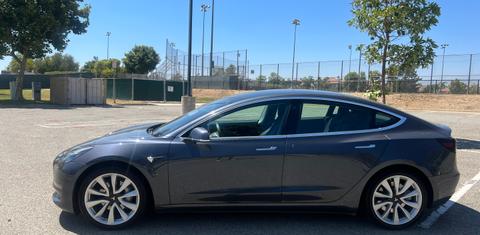 Tesla Model 3 2020