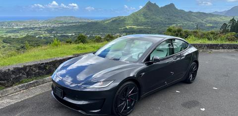 Tesla Model 3 2024