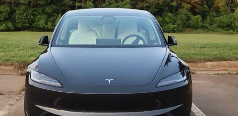 Tesla Model 3 2025