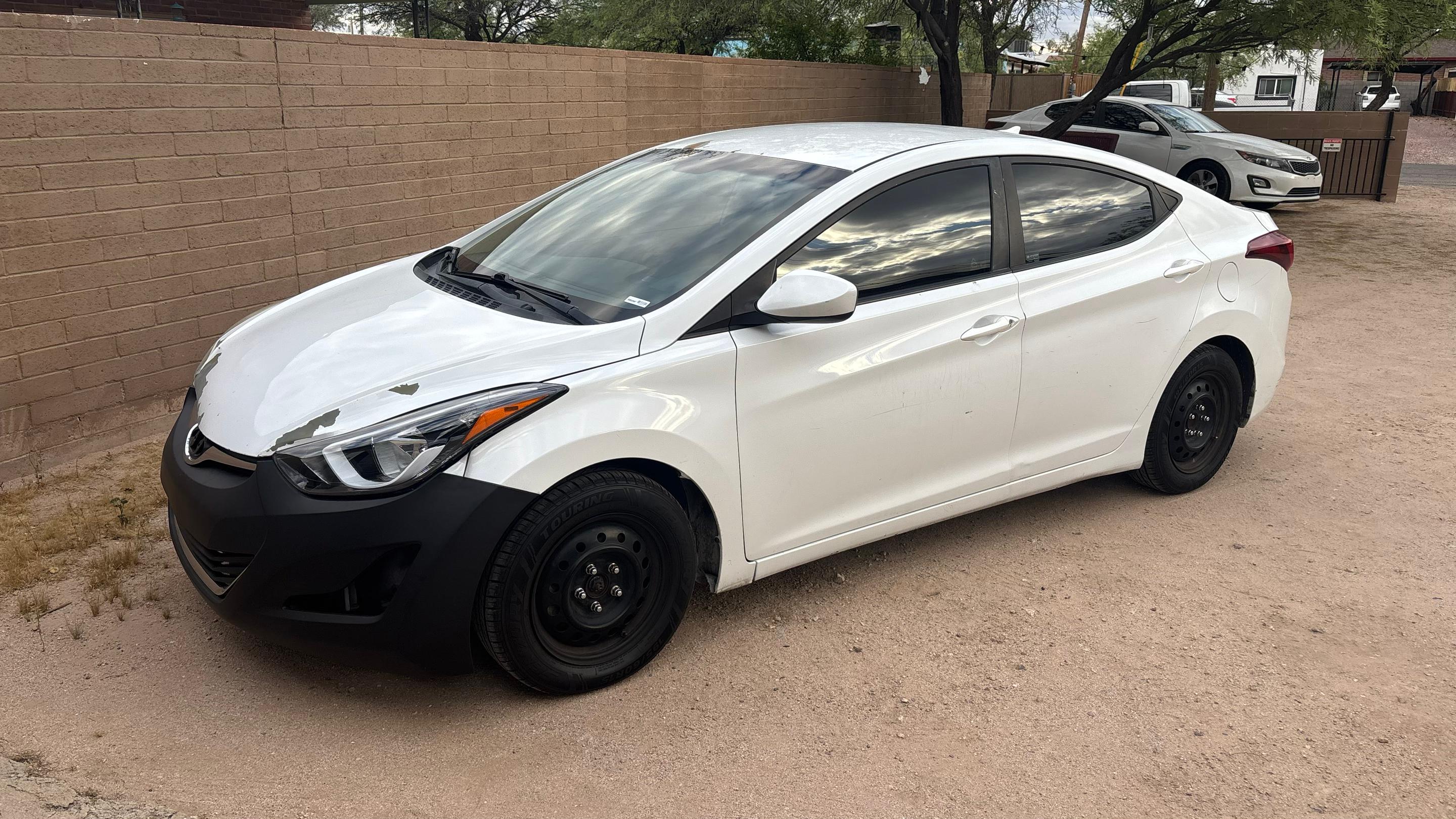 Hyundai Elantra 2016 in Tucson, AZ
