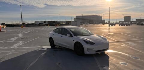 Tesla Model 3 2022