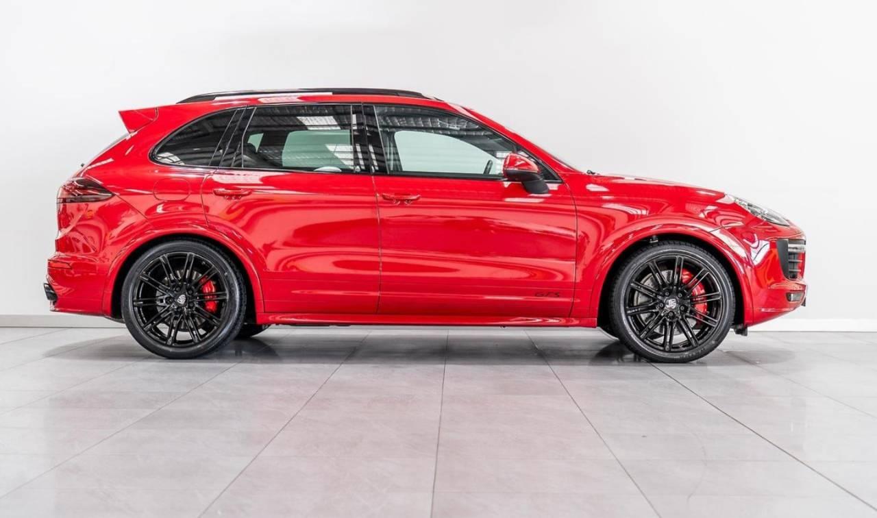 Porsche CAYENNE 2014 in Montrose