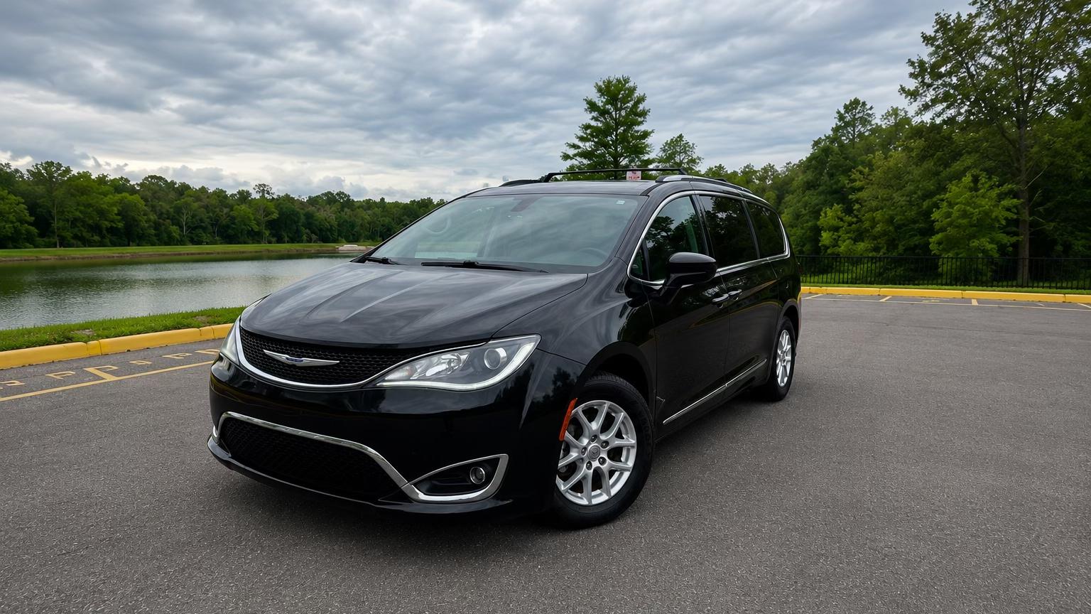 Chrysler Pacifica 2020 in 