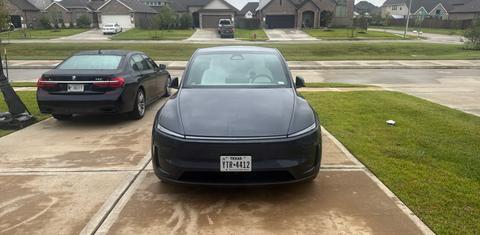 Tesla Model Y 2026