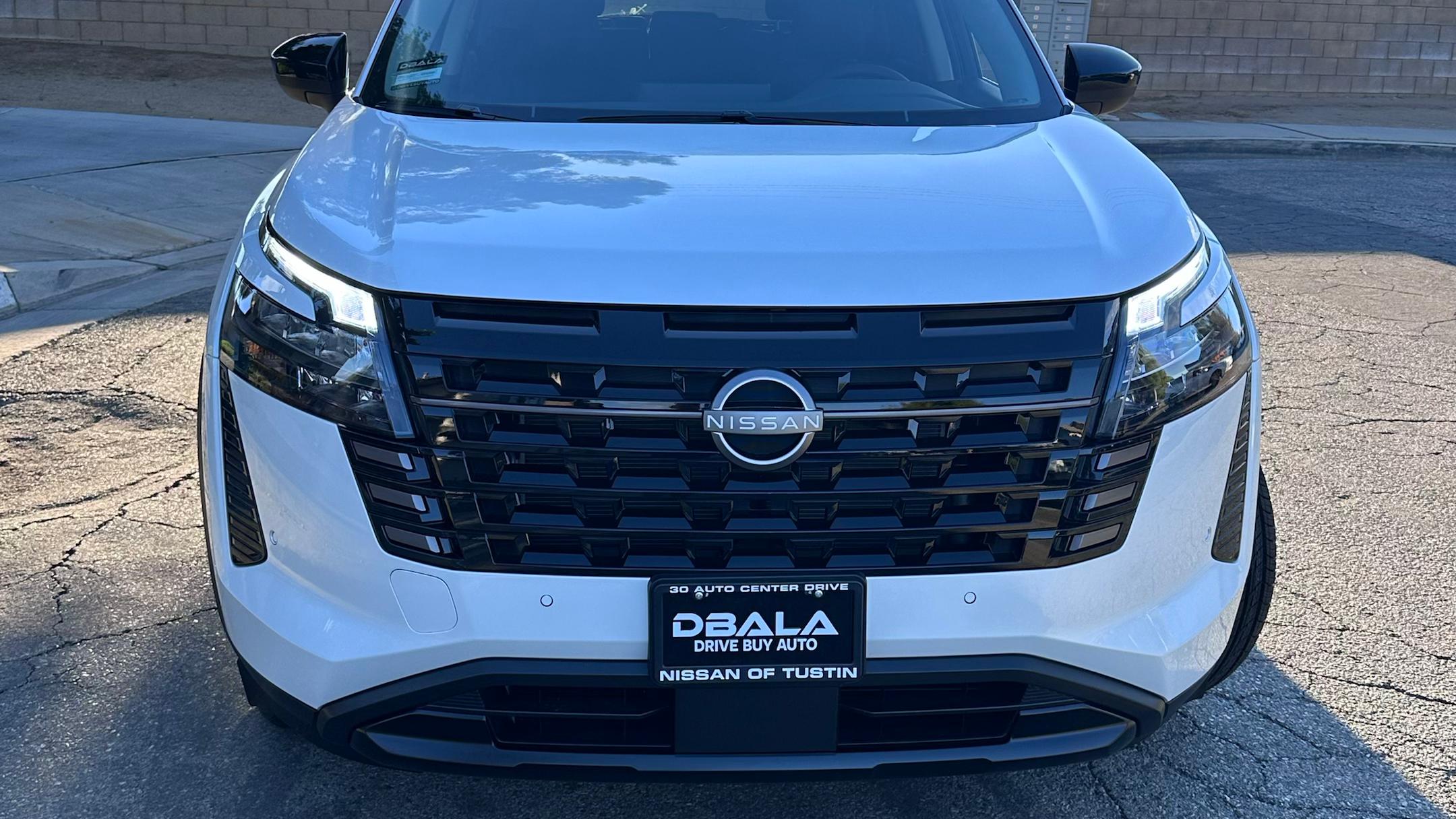 Nissan Pathfinder 2026 in Lancaster, CA