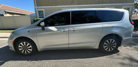 Chrysler Pacifica 2023
