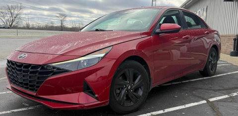 Hyundai Elantra 2022
