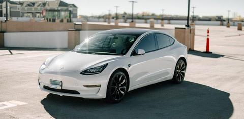 Tesla Model 3 2018