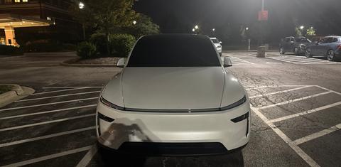 Tesla Model Y 2026