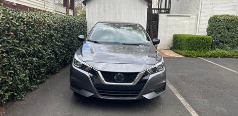 Nissan Versa 2021