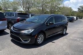 Chrysler Pacifica 2019 in Orlando
