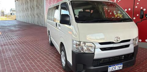 Toyota HIACE 2020