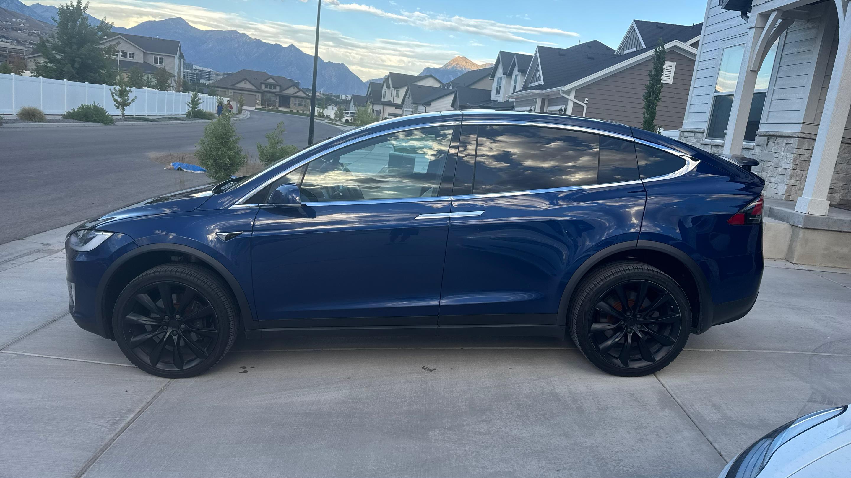 Tesla Model X 2018 in Lehi, UT