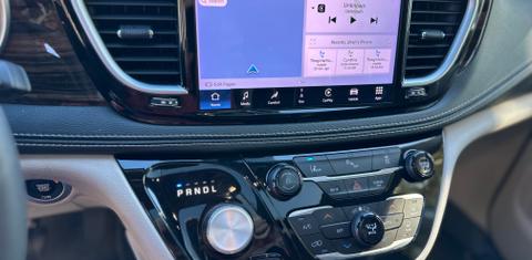 Chrysler Pacifica 2023