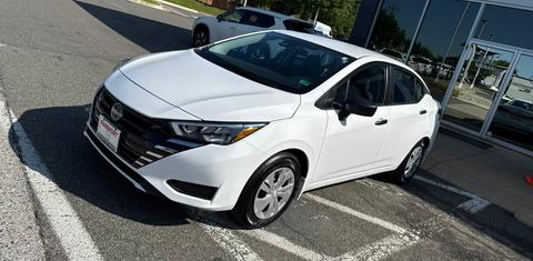 Nissan Versa 2025