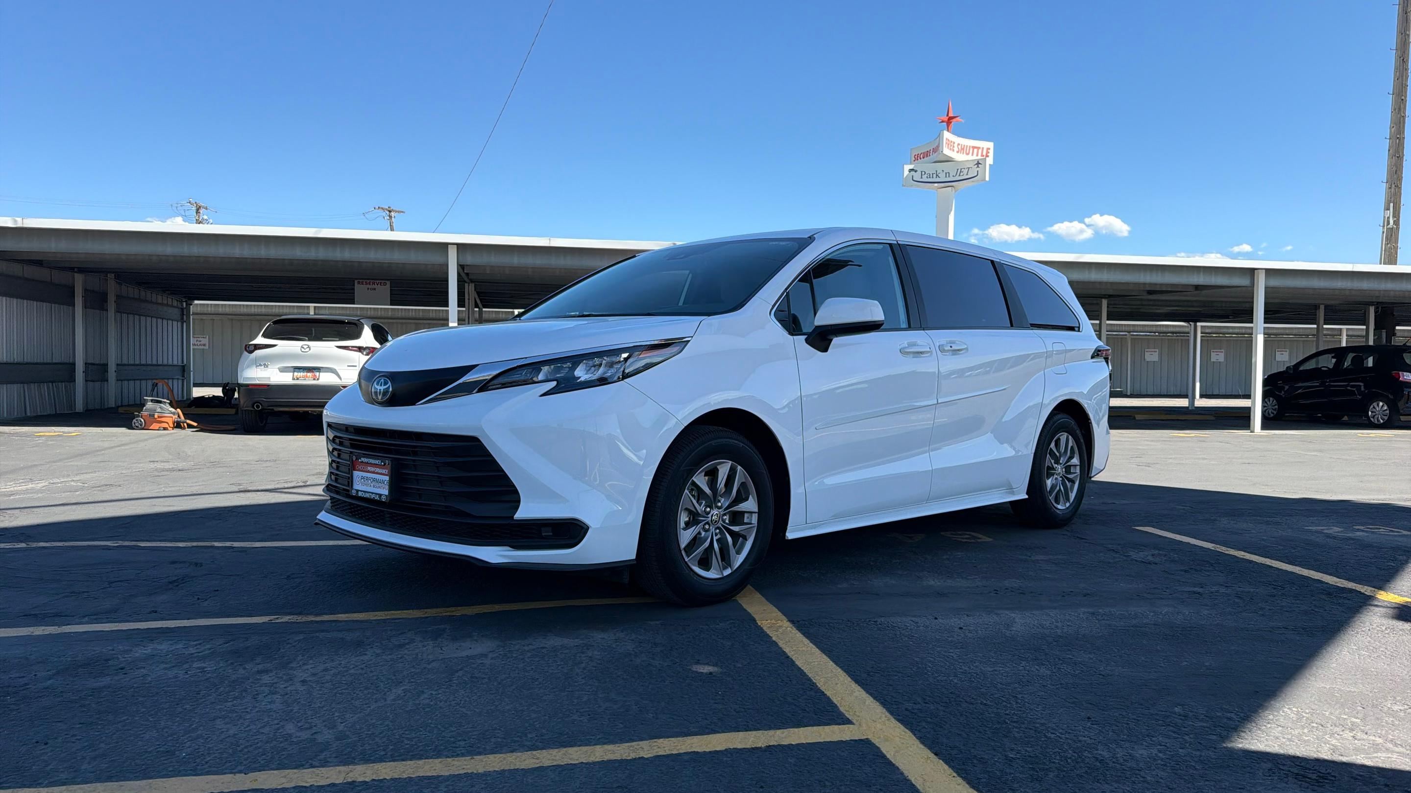 Toyota Sienna 2025 in Salt Lake City, UT