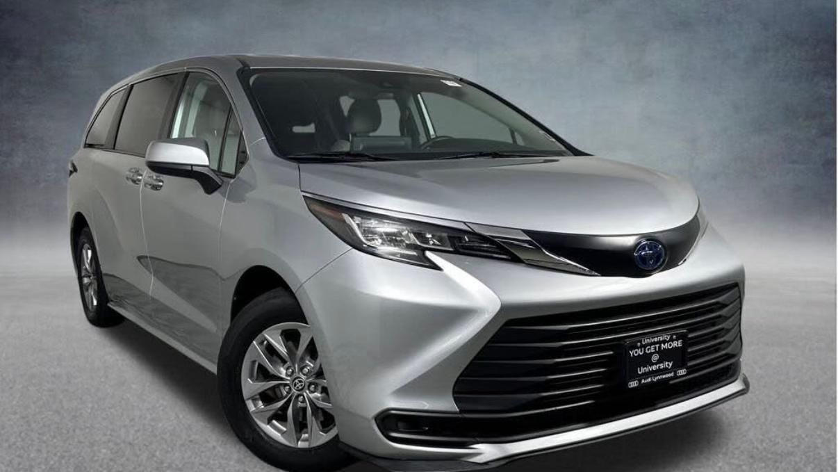 Toyota Sienna 2022 in Bellevue, WA