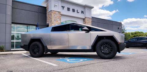 Tesla Cybertruck 2024