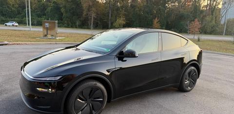 Tesla Model Y 2026