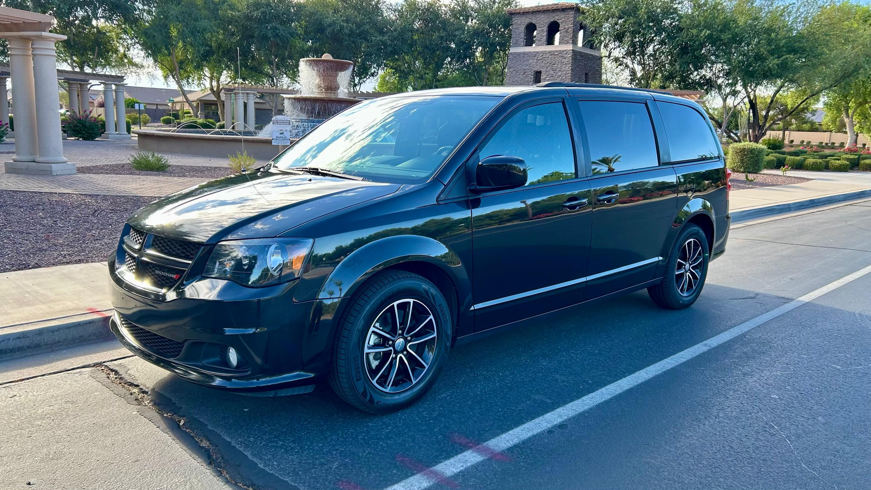 Dodge Grand Caravan 2018 in Phoenix, AZ