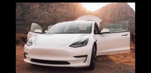 Tesla Model 3 2021