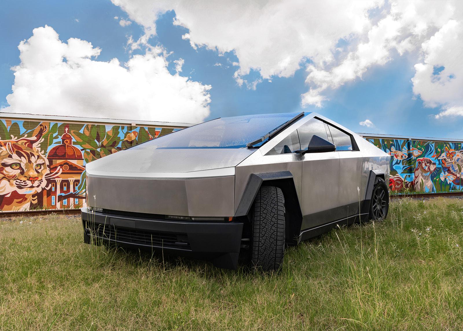 Tesla Cybertruck 2025 in Kyle, TX