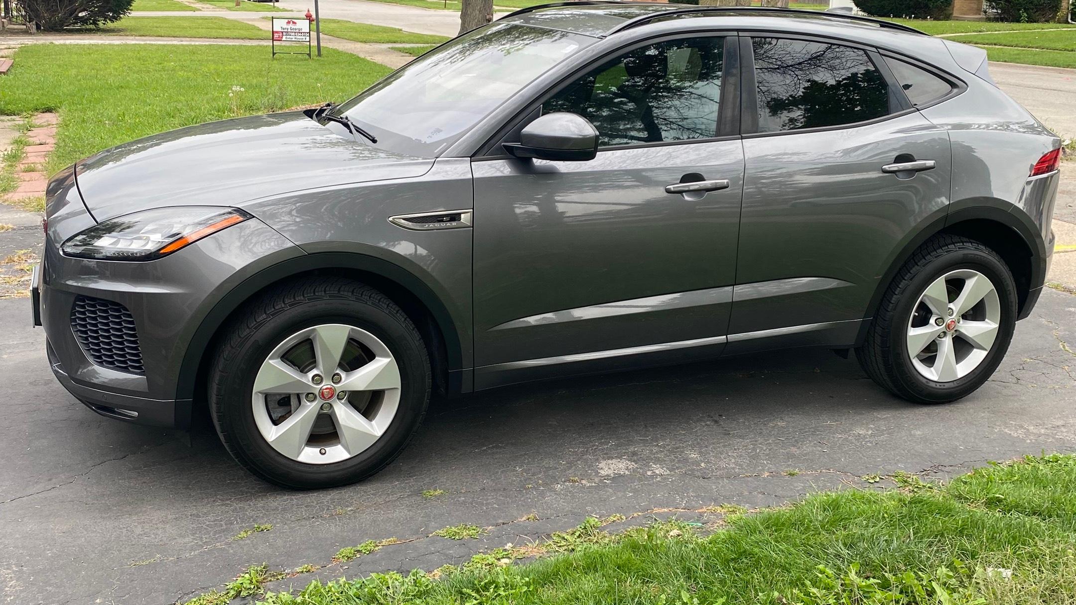 Renta de Jaguar F-PACE 2022 en Lisle, IL por Nick | Turo