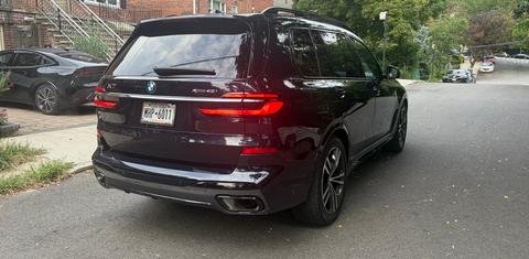 BMW X7 2023