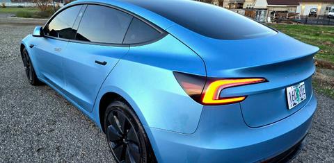 Tesla Model 3 2025