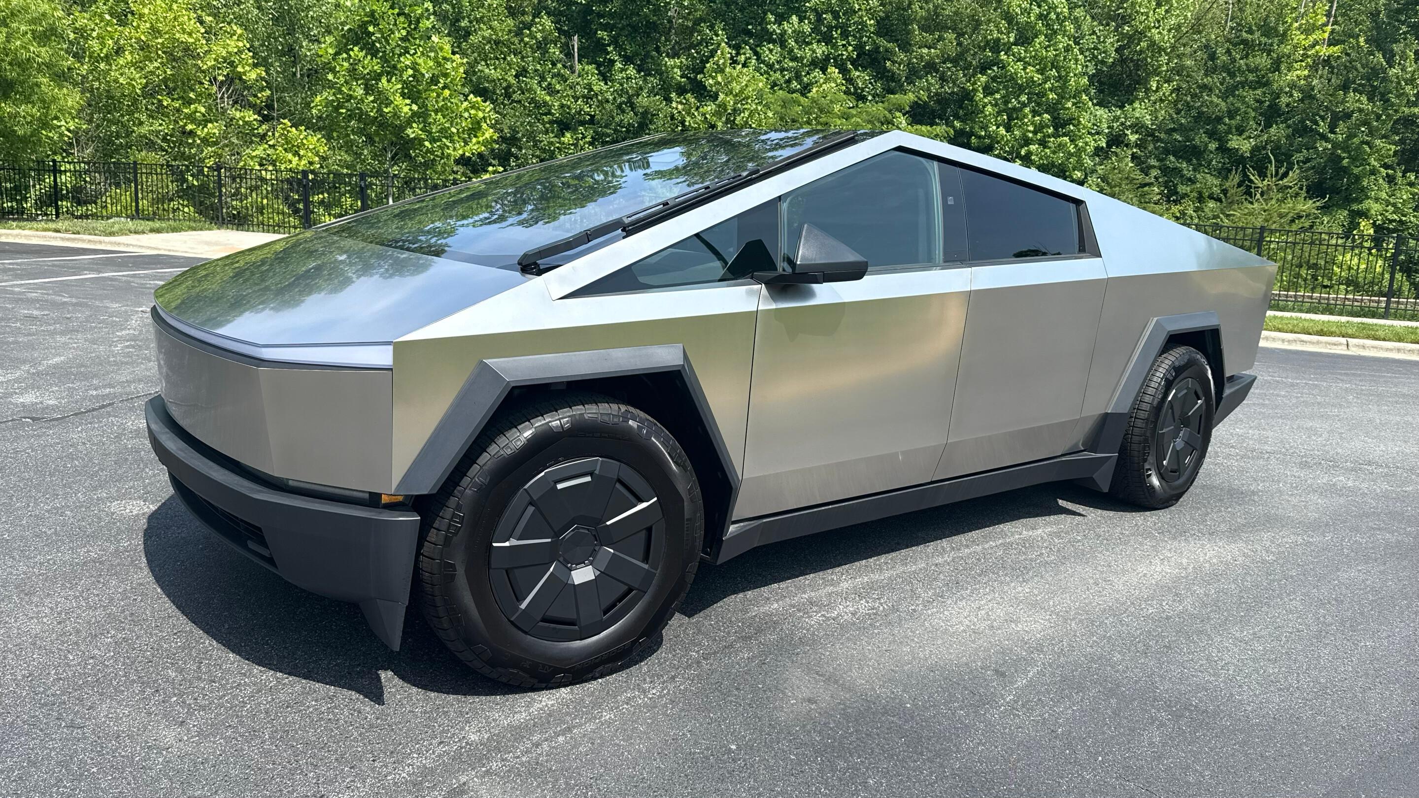 Tesla Cybertruck 2024 in 