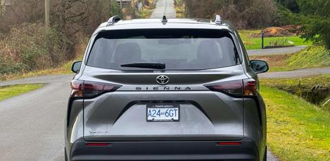 Toyota Sienna 2026