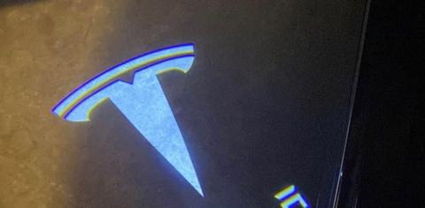 Tesla Model S 2018
