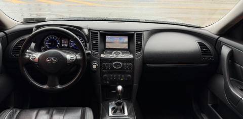 INFINITI QX70 2017