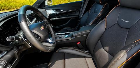 Cadillac CT4 2026